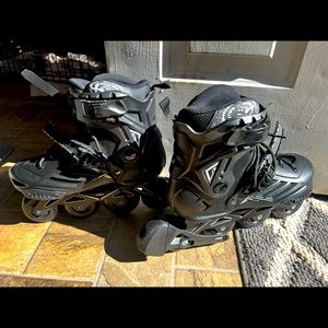 Roller blades practically new